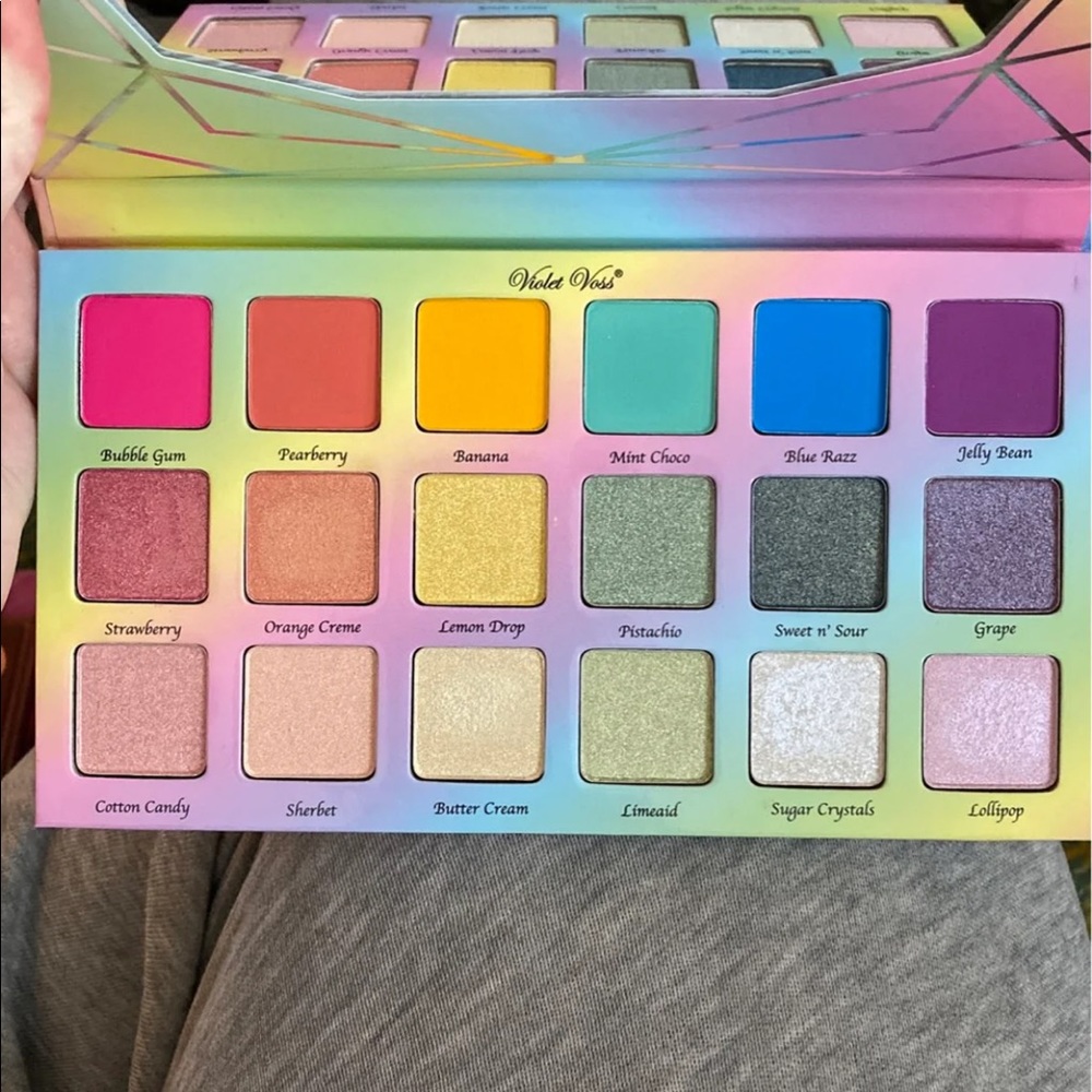 Violet Voss sugar crystals palette